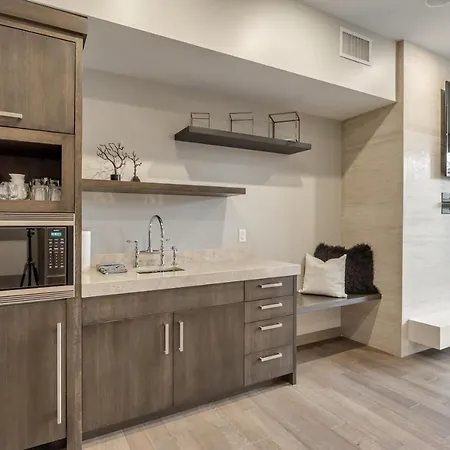Premium Junior Three Bedroom Apartment Hotel